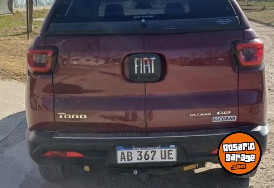 Autos - Fiat Toro volcano at9 2017 Diesel 105000Km - En Venta