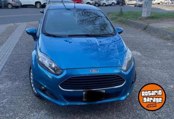 Autos - Ford Fiesta Kinetic se 2014 Nafta 130000Km - En Venta