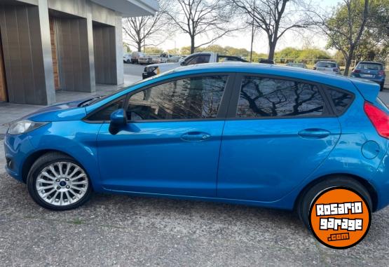 Autos - Ford Fiesta Kinetic se 2014 Nafta 130000Km - En Venta