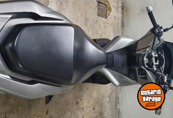 Motos - Honda PCX 2020 Nafta 8500Km - En Venta