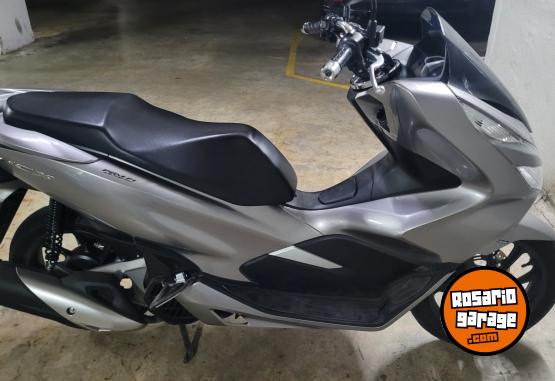 Motos - Honda PCX 2020 Nafta 8500Km - En Venta