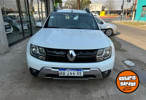 Autos - Renault DUSTER OROCH 2.0 PRIVILIG 2017 Nafta  - En Venta