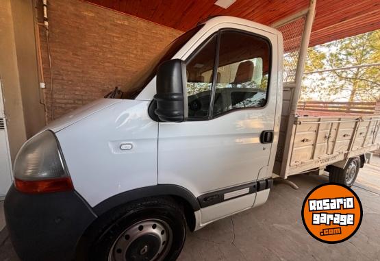 Utilitarios - Renault Master 2012 Diesel 260000Km - En Venta