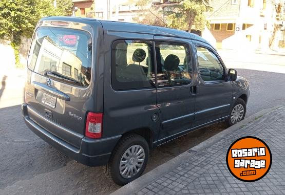 Autos - Citroen Multispace berlingo 2012 Nafta 185300Km - En Venta