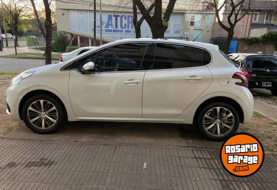 Autos - Peugeot 208 1.6 Feline Automtico 2018 Nafta 105000Km - En Venta