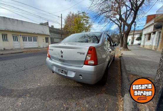 Autos - Renault Logan 2008 GNC 202800Km - En Venta