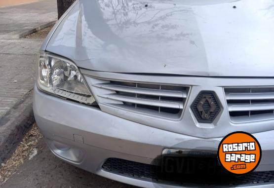 Autos - Renault Logan 2008 GNC 202800Km - En Venta