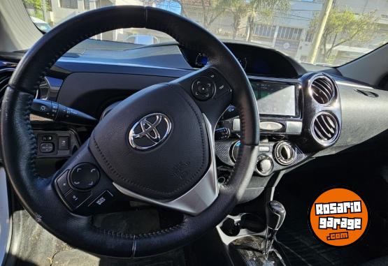 Autos - Toyota Etios XLS 1.5 4 Puertas 2022 Nafta 50000Km - En Venta