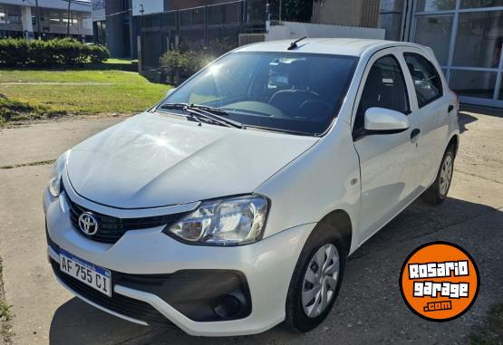 Autos - Toyota Etios X 1.5 5 puertas 2023 Nafta 72400Km - En Venta