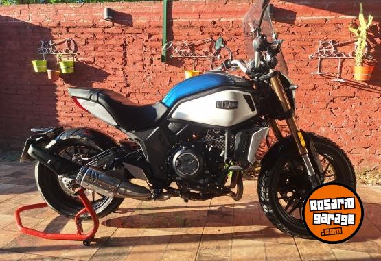 Motos - CF Clx700 2022 Nafta 25000Km - En Venta