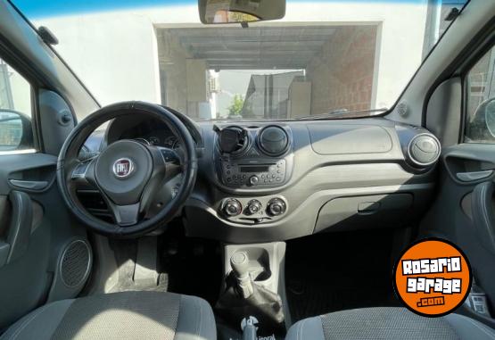 Autos - Fiat Palio Essence 2015 Nafta 180000Km - En Venta