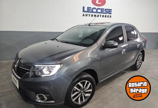 Autos - Renault Logan intense 2023 Nafta 23000Km - En Venta