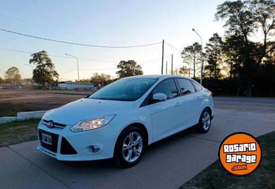 Autos - Ford Focus SE Plus 2.0L MT 4P 2014 Nafta 108500Km - En Venta