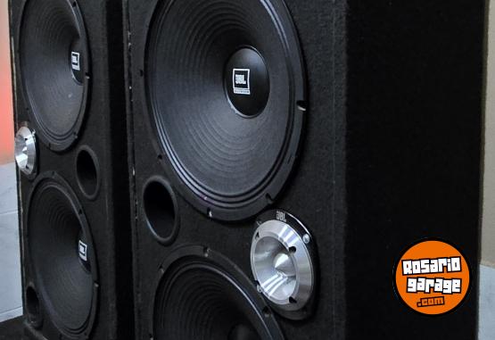 Electrnica - cajas jbl nuevas sin uso - En Venta