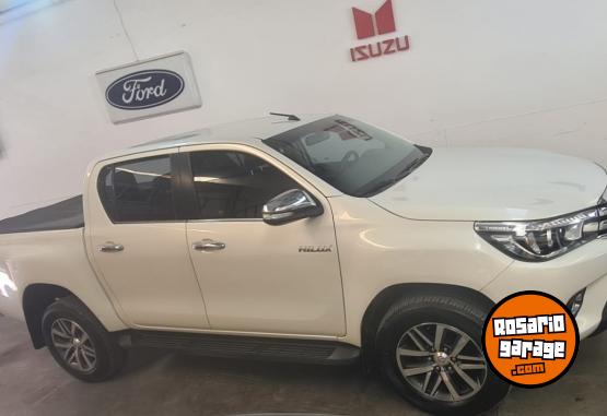 Camionetas - Toyota Hilux 2016 Diesel 180000Km - En Venta