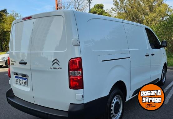 Utilitarios - Citroen Jumpy 2022 Diesel 28800Km - En Venta