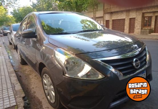 Autos - Nissan Versa 2017 Nafta 160000Km - En Venta