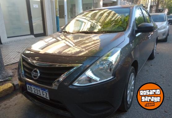 Autos - Nissan Versa 2017 Nafta 160000Km - En Venta