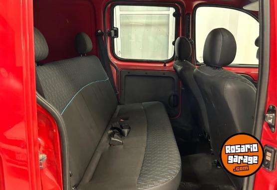 Utilitarios - Renault KANGOO 5 ASIENTOS 1.6 2017 Nafta 150000Km - En Venta