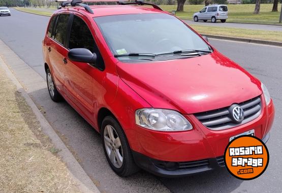 Autos - Volkswagen Suran 2010 Nafta 82000Km - En Venta