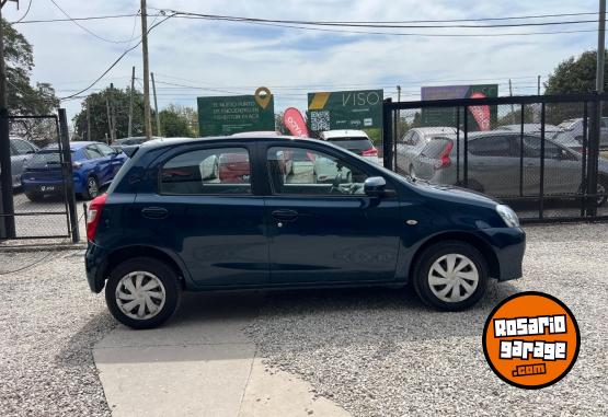 Autos - Toyota ETIOS 1.5 XS 5P 2016 Nafta  - En Venta