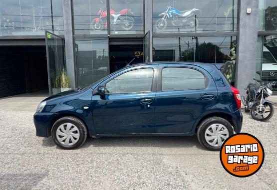 Autos - Toyota ETIOS 1.5 XS 5P 2016 Nafta  - En Venta