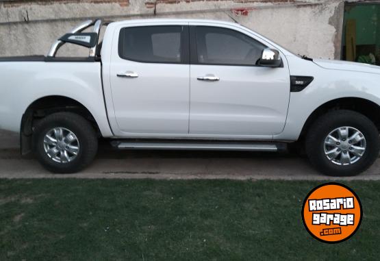 Camionetas - Ford XLS  2.014 2014 Diesel 120000Km - En Venta