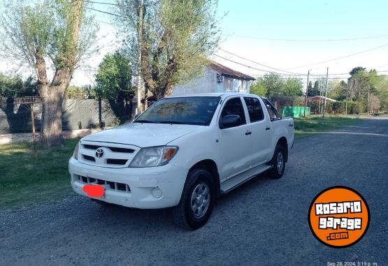 Camionetas - Toyota HILUX 2006 Diesel 320000Km - En Venta