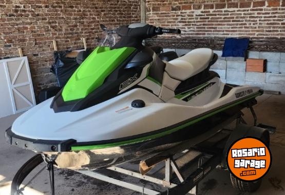 Embarcaciones - Moto de agua Yamaha EX Deluxe - En Venta