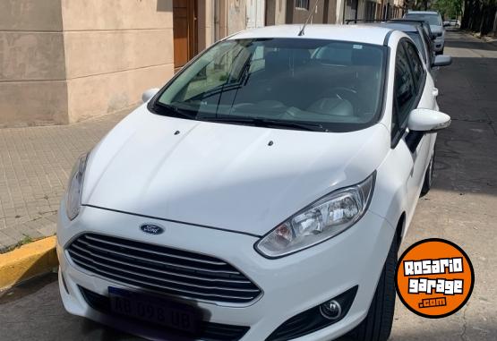 Autos - Ford Fiesta 1.6L Se Power Shif 2017 Nafta 49000Km - En Venta