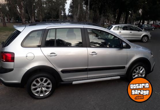 Autos - Volkswagen Suran cross nica mano 2012 Nafta 100000Km - En Venta