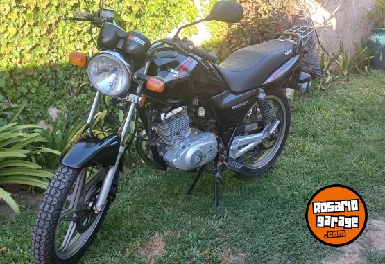 Motos - Suzuki EN 125 2a 2011 Nafta 26000Km - En Venta