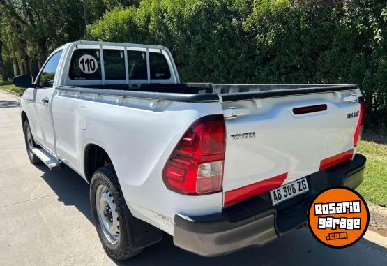 Camionetas - Toyota Hilux 2017 Diesel 155000Km - En Venta