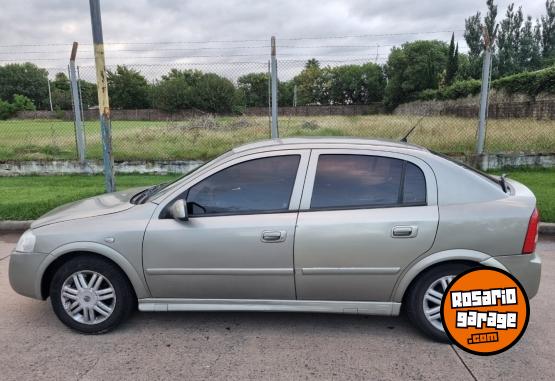 Autos - Chevrolet Astra 2008 Nafta 194000Km - En Venta