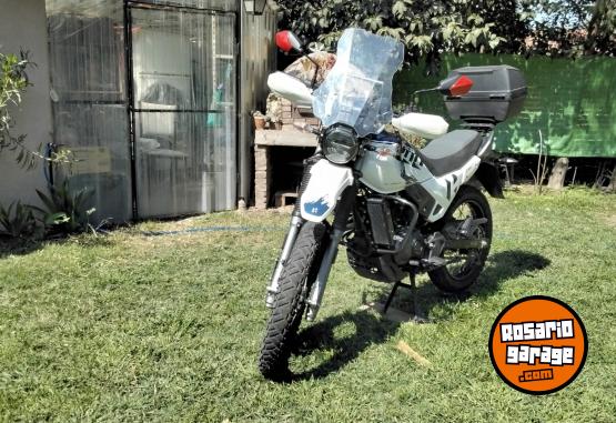 Motos - Hero Xpulse 200 2023 Nafta 4420Km - En Venta