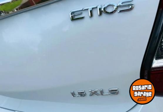 Autos - Toyota Etios xls 1.5 2023 Nafta 6000Km - En Venta