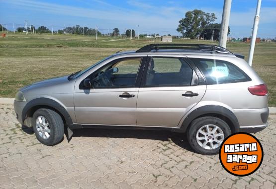 Autos - Fiat Palio trekking 2011 Nafta 217000Km - En Venta