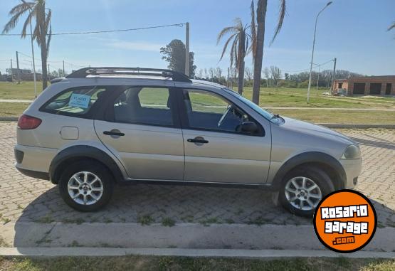 Autos - Fiat Palio trekking 2011 Nafta 217000Km - En Venta