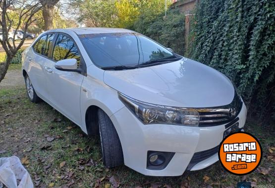 Autos - Toyota Corolla XEI MT 2014 Nafta 143000Km - En Venta