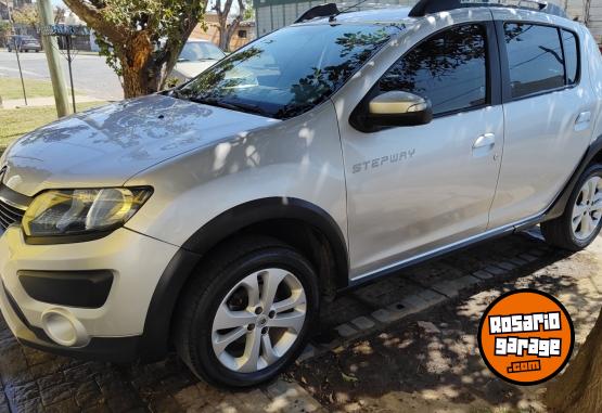 Autos - Renault Sandero stepway 2016 Nafta 110000Km - En Venta