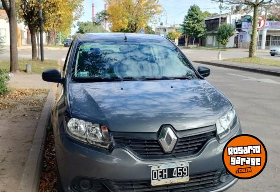 Autos - Renault Logan 2014 Nafta 47000Km - En Venta