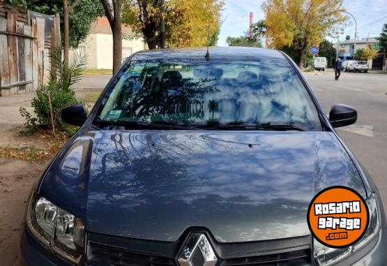 Autos - Renault Logan 2014 Nafta 47000Km - En Venta