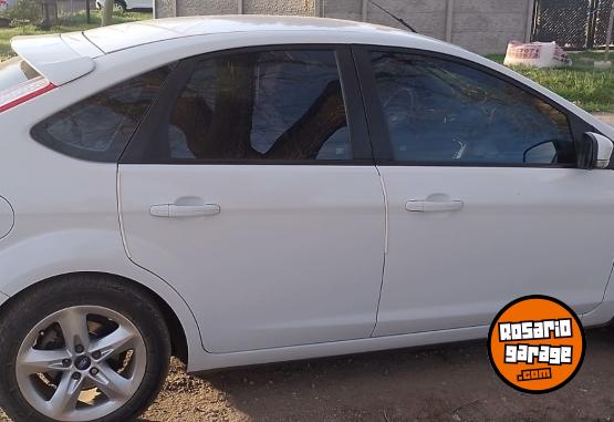 Autos - Ford Focus trend 2013 GNC 128000Km - En Venta