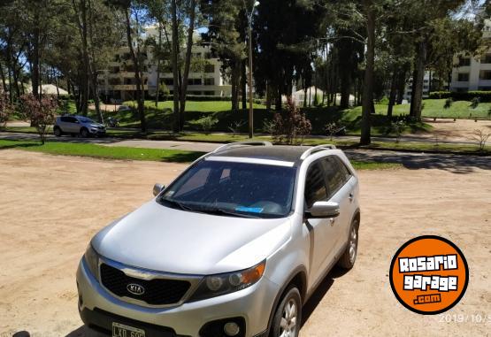 Camionetas - Kia Sorento 2012 Nafta 207000Km - En Venta