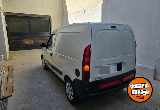 Utilitarios - Renault Kangoo 2010 Nafta 138000Km - En Venta