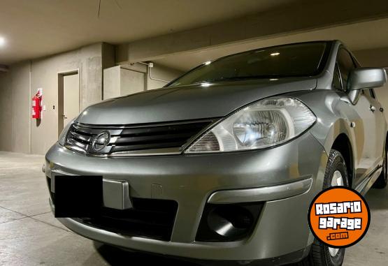 Autos - Nissan Tiida Visia 2013 Nafta 123000Km - En Venta