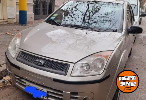 Autos - Ford Fiesta max 2007 Nafta 179000Km - En Venta