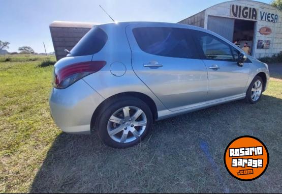 Autos - Peugeot 308 Active 2015 Nafta 120000Km - En Venta