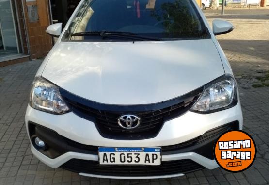 Autos - Toyota Etios 1.5 XLS 2023 Nafta 13000Km - En Venta