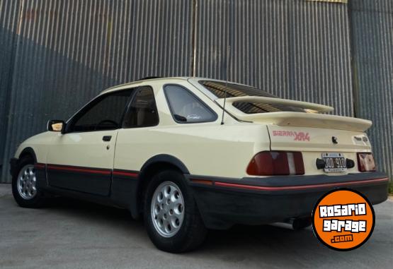 Autos - Ford Sierra XR4 1986 Nafta 298800Km - En Venta